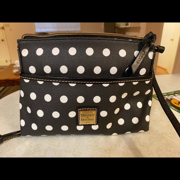 Item sold - Picture 4 of 8